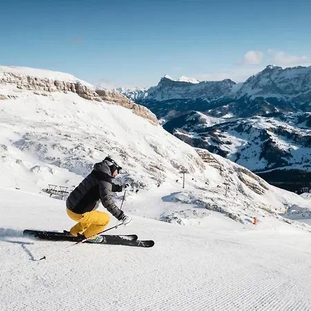 Des Alpes ホテル ラ・ヴィッラ